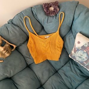 🔥SOLD🔥 AE Knitted Crop 💕✌🏻